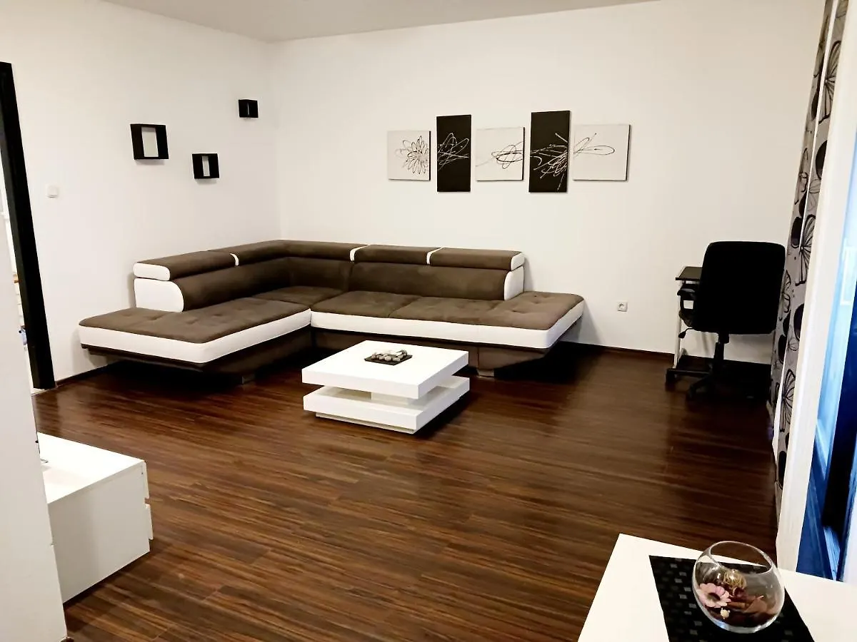 Ferienwohnung Familyhouse Pula Kroatien